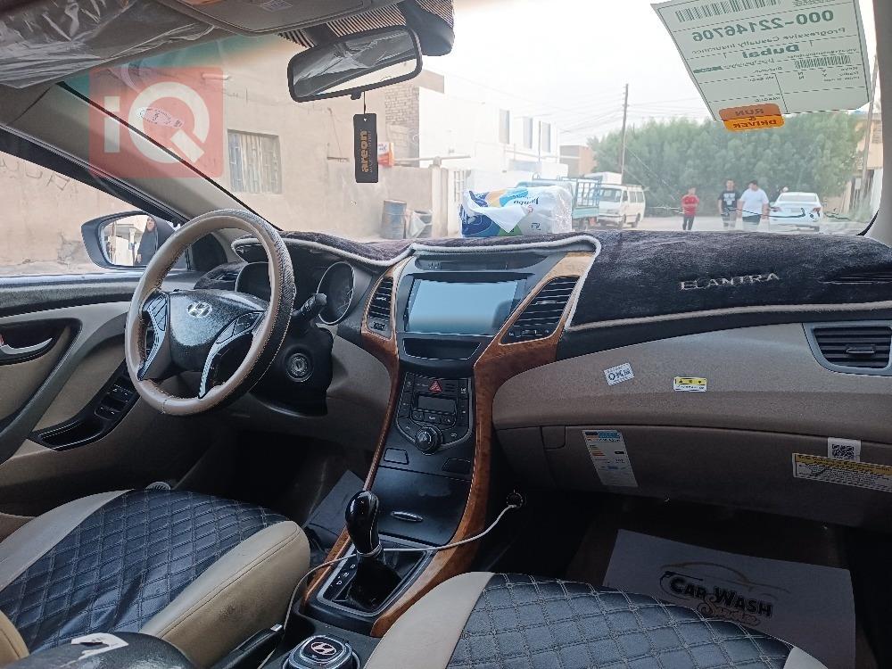 هیۆندای ئەلەنترا